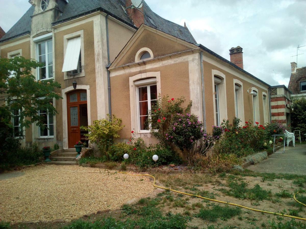 La Roseraie Beaumont-sur-Sarthe Extérieur photo